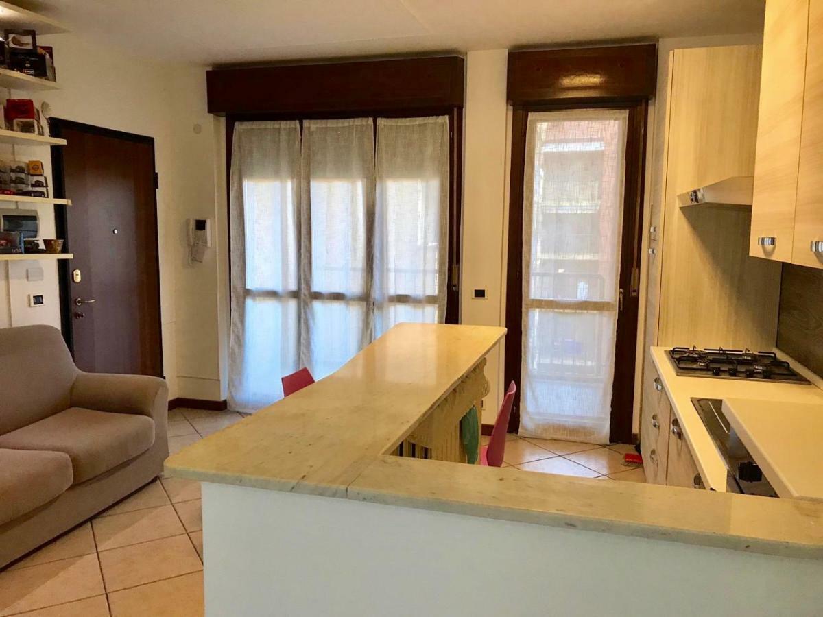 Emariva Apartment Роццано Экстерьер фото